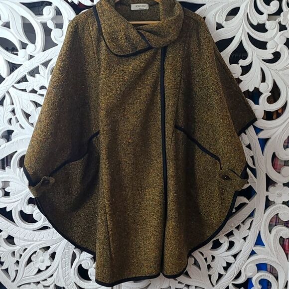 Monocracy USA 🇺🇸 made cape/poncho one size fits most - Picture 1 of 12